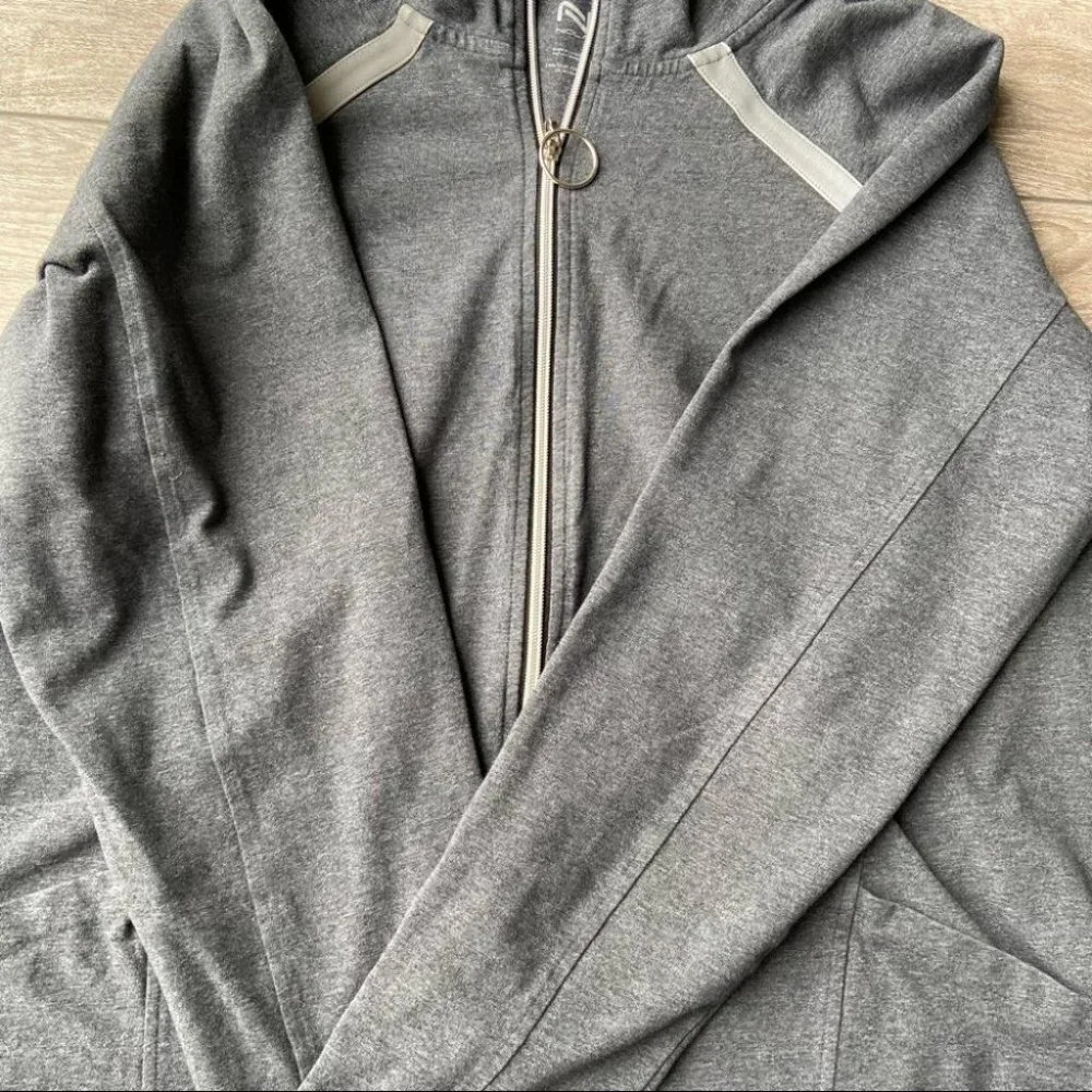 Nola Athletic Zip Up Jacket - Picture 4 of 16